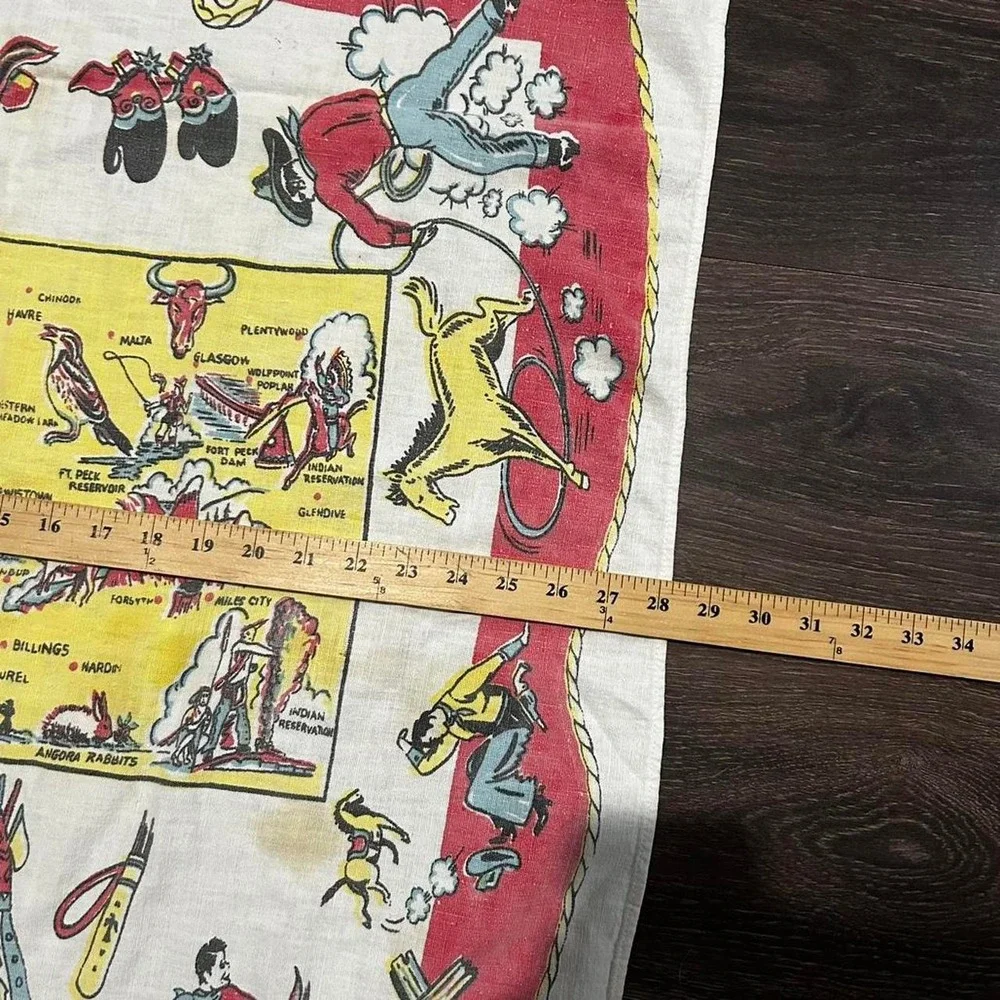 Vintage Montana state map white graphic tapestry artwork towel